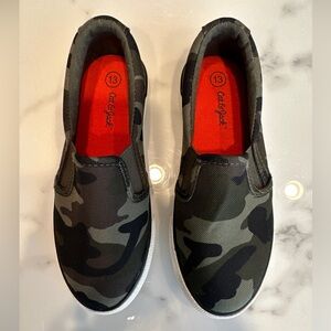 Brand New! Cat & Jack Slip On Sneakers Kids Boys Sz 13 Enzo Camouflage Green